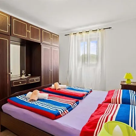 Stylish Sea View 2 Bedroom With Terrace *