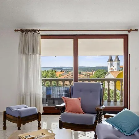 Stylish Sea View 2 Bedroom With Terrace Apartment *