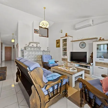 Apartamento Stylish Sea View 2 Bedroom With Terrace Medulin